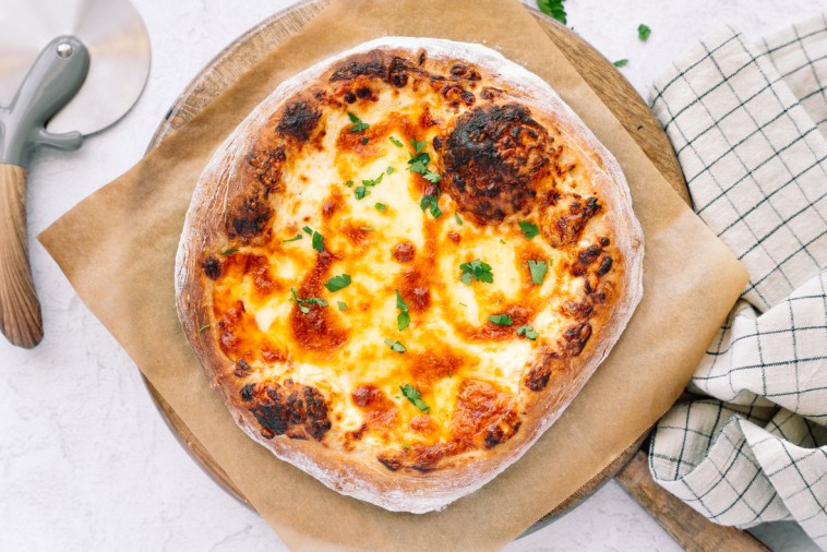 Pizza blanche crème sure